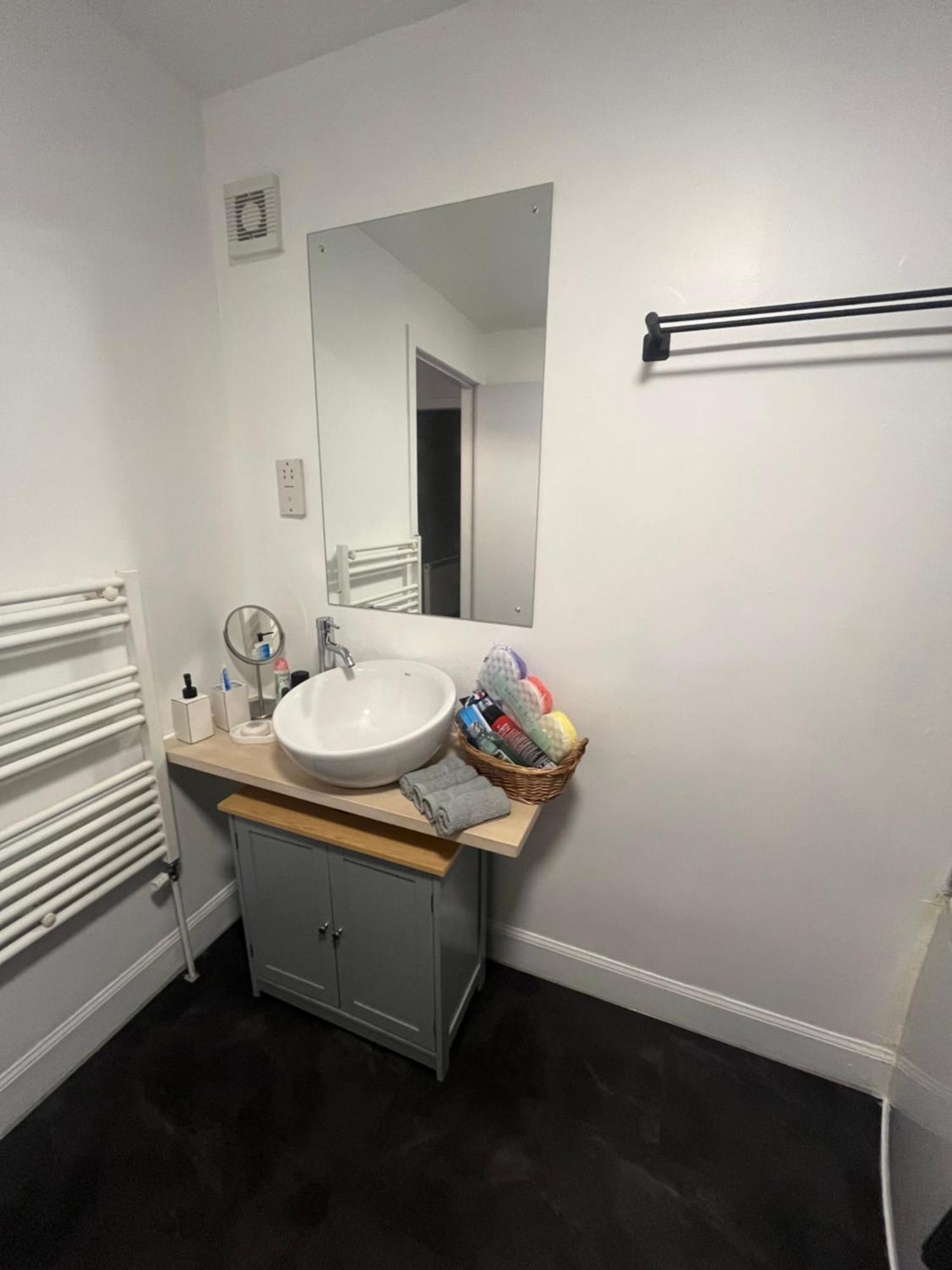 Appartamento Boyds Entry Flat Old Town Edimburgo Esterno foto